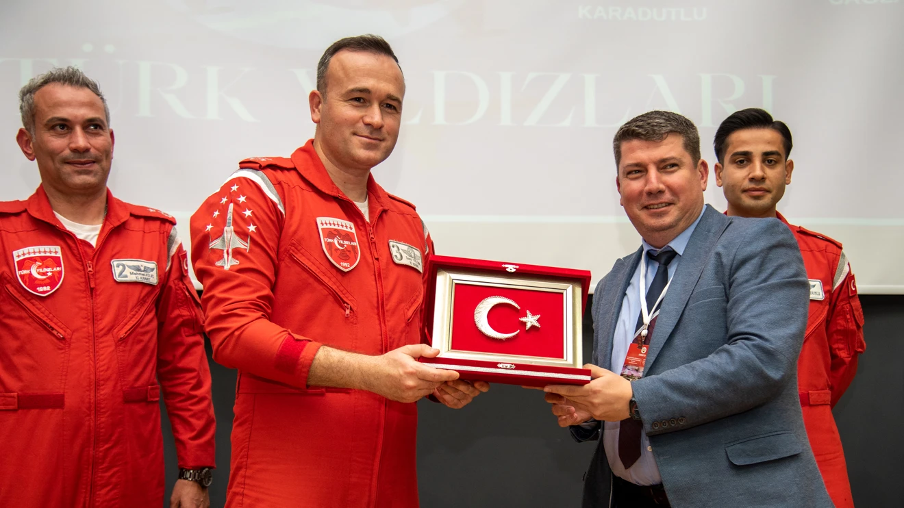 Türk Yıldızları, Selçuk Üniversitesi öğrencileriyle buluştu